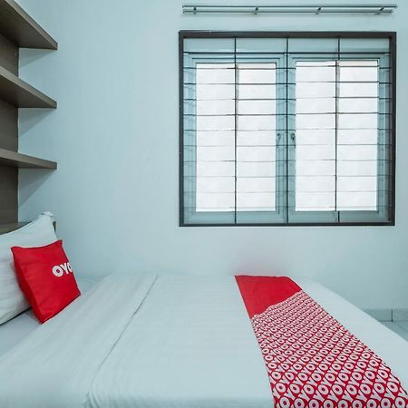 Super Oyo 1876 Fortuna Residence Bandung Bagian luar foto