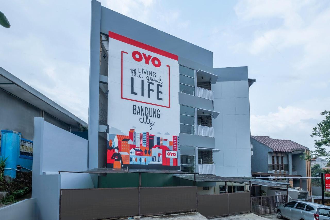Super Oyo 1876 Fortuna Residence Bandung Bagian luar foto